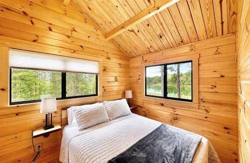 Steuben House | Oceanfront Sunset View Cabin