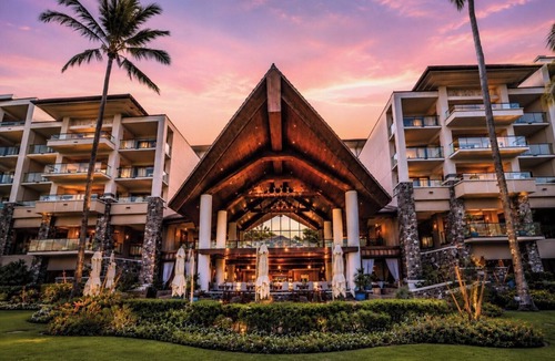 Montage Kapalua Bay Condo | Oceanview 3-Bedroom Luxury Villa at The Resort at Kapalua Bay with Housekeeping, Spa, Rental Car Included! MON-1303 | KBM