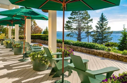 Boothbay Harbor Cabin | Oceanview Lodge | 2 Queens + Private Porch