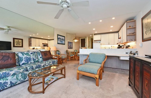 Napili Condo | Old Hawaiian Feel with Oceanfront View