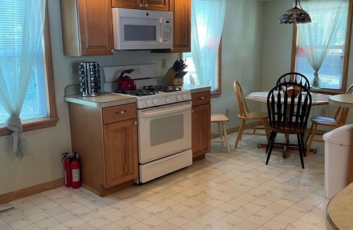 Caroga Lake House | Old Timberline Inn - Lake Front Home with PRIVATE Sandy Beach Pine Lake NY