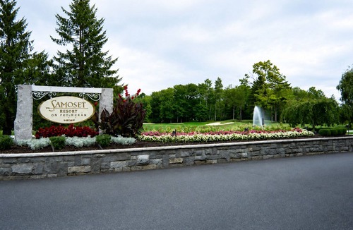Glen Cove Condo | One bedroom ocean front condo with golf course view! Unit 817.