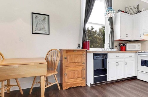 Bethel Condo | Opera House Loft 22 - Bethel Village