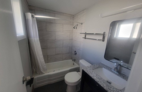 Spring Brook Hotel | Orchard Park Motel