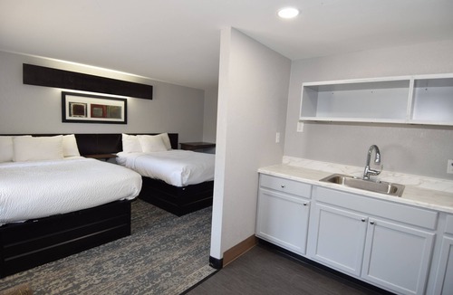 Spring Brook Hotel | Orchard Park Motel