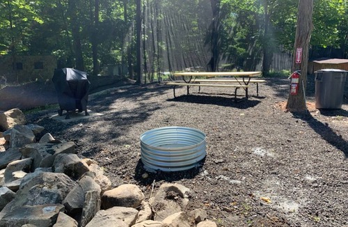 Circleville RV Rental | Orion - Beautiful Middletown Glamping experience