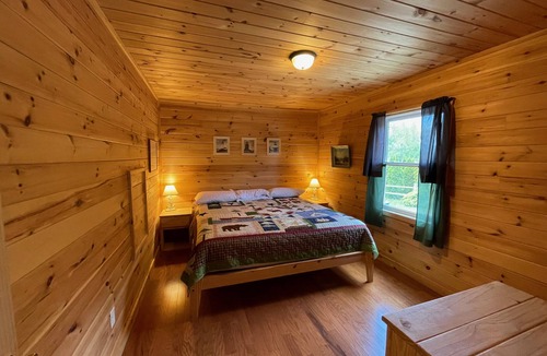 Brier Hill Cabin | Osprey Lodge - The Lodges at Oak Point, 1000 Islands - Right on the River!