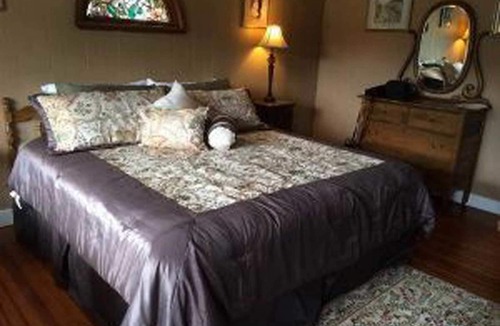 Otter Creek House | Otter Creek Inn