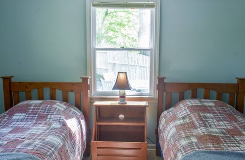 Topsham House | Our Maine Happy Place: Tranquil riverfront home with a wicked good view!