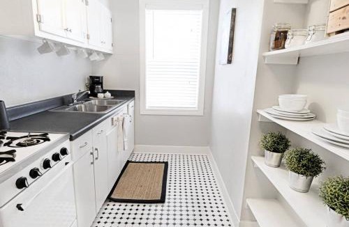 Lower Greenville Apartment | Our Nest on Vickery