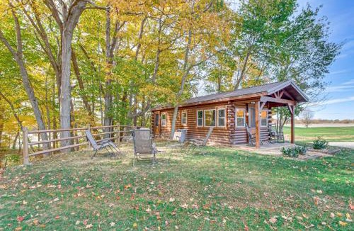 Martel House | Outdoor Oasis w/Fire Pit & Dock: Galion Log Cabin