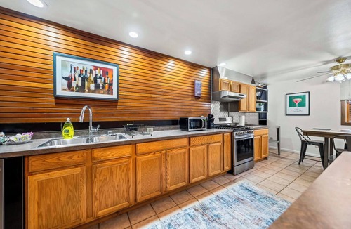 Downtown Rochester Apartment | Oxford-Park Avenue Luxury Suite