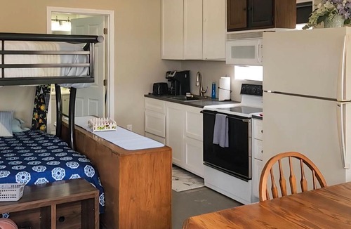 Richland Apartment | Ozark Mountain Launchpad! Cabin w/Fishing On-Site