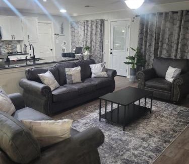 Texarkana House | Parkside Manor