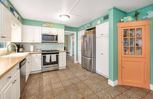 East Beach House | Peace of the Beach | 7BR East Beach St. Simons Island Rental with Pool