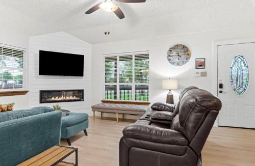 Azle House | Peace, Space & Starry Nights: Ranch Home in Azle