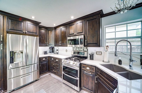 Tulsa Cottage | 'peace & Tranquility': Home 2 Mi to Dtwn Tulsa!