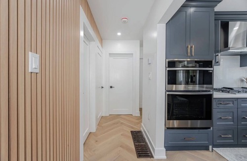 Brampton West House | Peaceful 2-bdrm Escape in a Prime Brampton Location