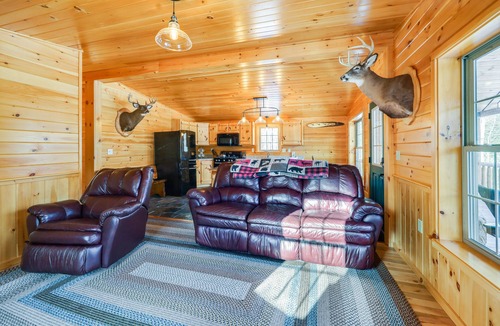 Bradford Cabin | Peaceful Bradford Cabin w/Pond & Covered Deck!