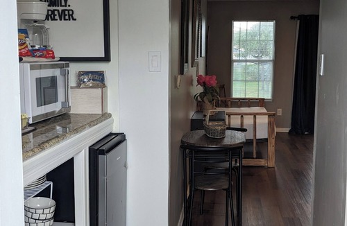 Flour Bluff Apartment | Peaceful C studio with AC in charming Corpus Christi near Laguna Madre