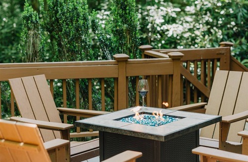 Blowing Rock Cabin | Peaceful Cabin, Hot Tub, Fire Pits, Prime Location!