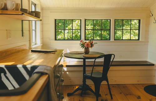 Buxton Cottage | Peaceful Cottage on Maine Flower Farm