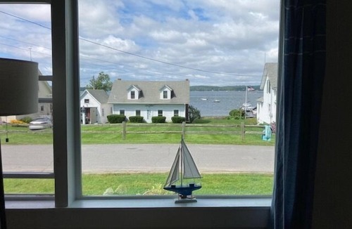 Pemaquid Beach Apartment | Pemaquid Tavern Cottage – Unit 1: Renovated Retreat in Pemaquid Beach Village