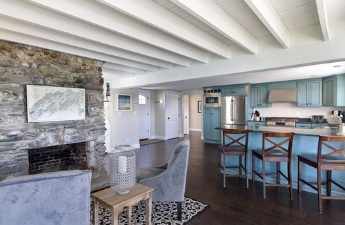 Pond Cove Cottage | Perfect Maine Cottage with spectacular ocean and lighthouse views