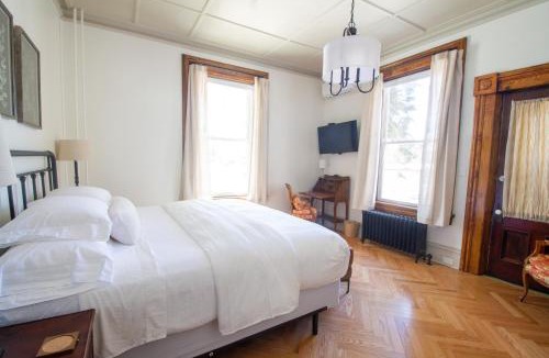 Potsdam Hotel | Pert House