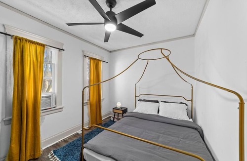 Little Italy Apartment | Pet Friendly 2BR in Little Italy # 3