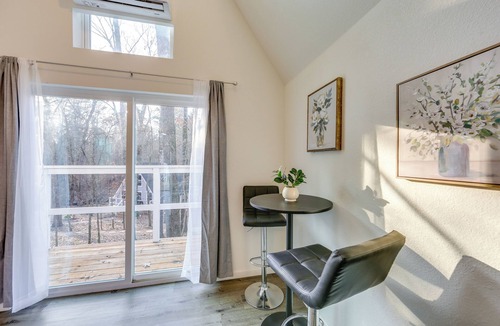 Wood County Apartment | Pet-Friendly Cabin w/Views: 8 Mi to Hawkins Beach