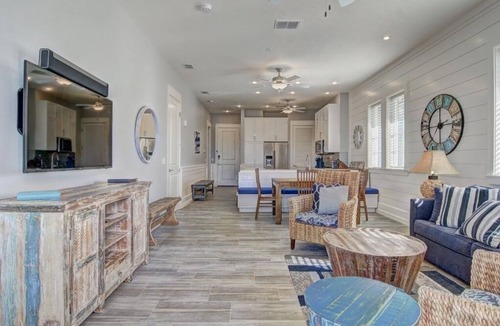 Cinnamon Shore Condo | Pet-Friendly Condo w/Central Location+Resort-Like Amenities@Cinnamon Shore