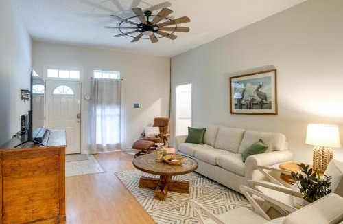 Darien House | Pet-Friendly Darien Vacation Rental w/Patio!