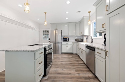 Lincoln House | Pet-Friendly Farm Stay in Northwest Arkansas