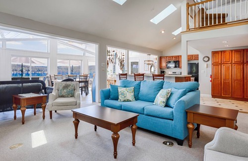 Town of Jerusalem House | Pet-Friendly & Hot Tub | Heron Way on Keuka Lake