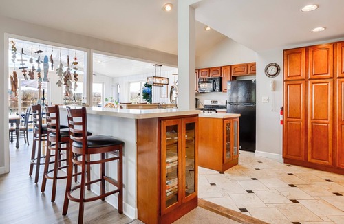 Town of Jerusalem House | Pet-Friendly & Hot Tub | Heron Way on Keuka Lake