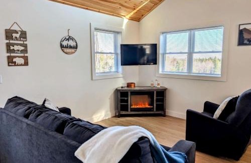 Sullivan House | Pet-Friendly Lakeside Cabin with Fire Pit & Screened Porch near Flanders Pond in Sullivan, Maine