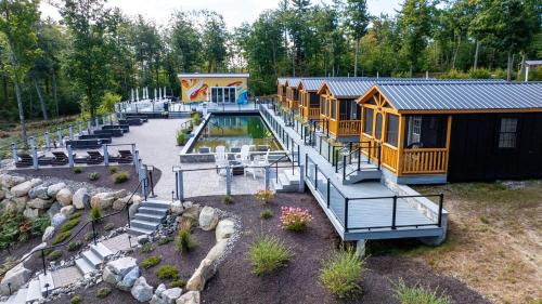 North Sebago Villa | PHOEBE LIMIT 3