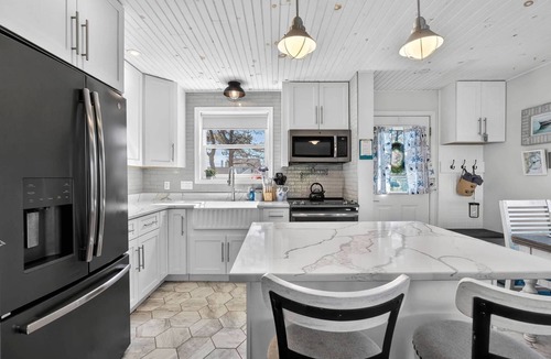 Scarborough House | Pine Point, ME Beach house; Kid, Dog & EV Friendly