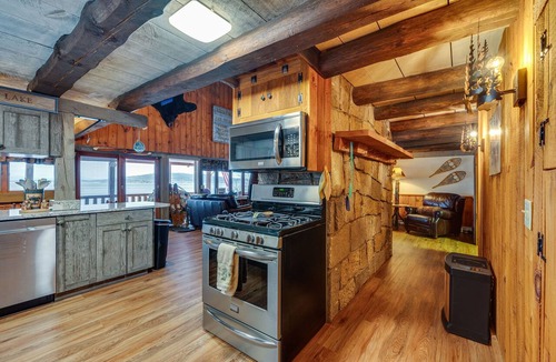 Pittsburg Cabin | Pittsburg Lake House w/Magalloway Mountain Views!