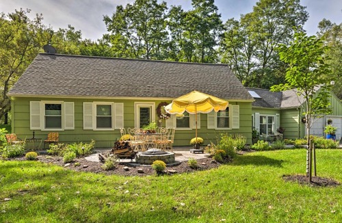Pittsford Apartment | Pittsford ‘Trolley Home’ - Near Erie Canal!