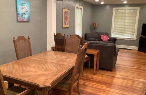 Johnson City Apartment | Pleasant, Comfortable PR Near Vestal NY