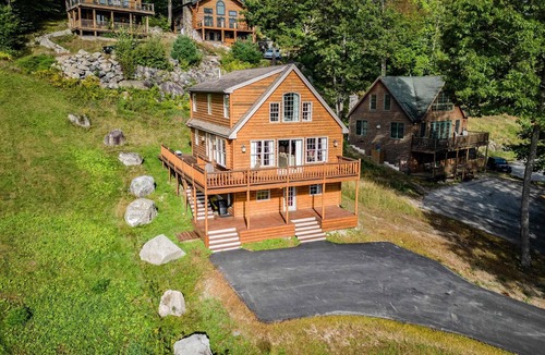 Bridgton Cabin | Pleasant Mt Log Cabin, Near Lakes & Boat Launches
