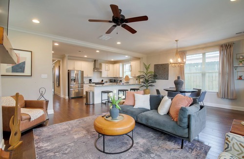 Cooper-Young Historic District House | Pool Table! Walkable Stay in Midtown MEM