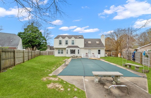 Northeast Virginia Beach House | Poolside Oasis, Relax and Enjoy!