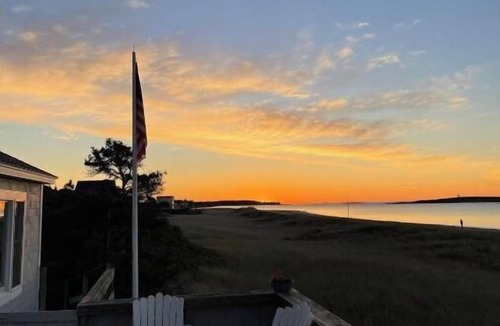 Phippsburg House | Popham Beach Oceanfront Cottage, 4 bedrooms, 2.5 bath, +outdoor shower, sleeps 9
