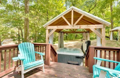 Lookout Valley Neighborhood Association House | Pops Cabin Lookout Mountain Luxury Tiny Home