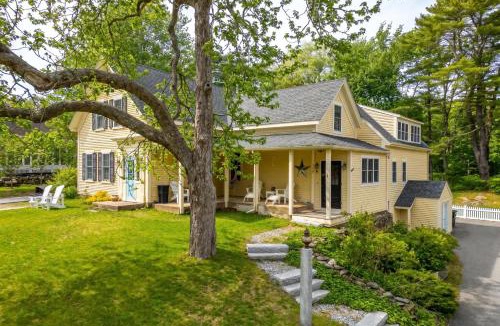 Cape Porpoise House | Porch & Porpoise Cozy Retreat