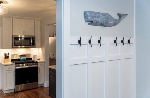 Boothbay Harbor House | Porchside | Boothbay Harbor - Walk to Everything!