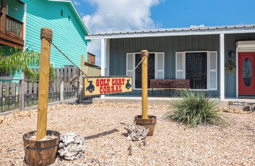 Port Aransas House | Port A Ponderosa by Silver Sands Vacation Rentals